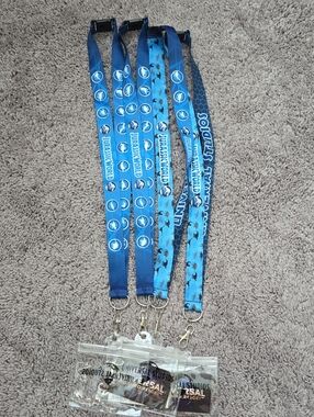 ✨️BUNDLE ✨️4 Jurassic World Blue Logo Lanyards .Universal Studio Lanyard